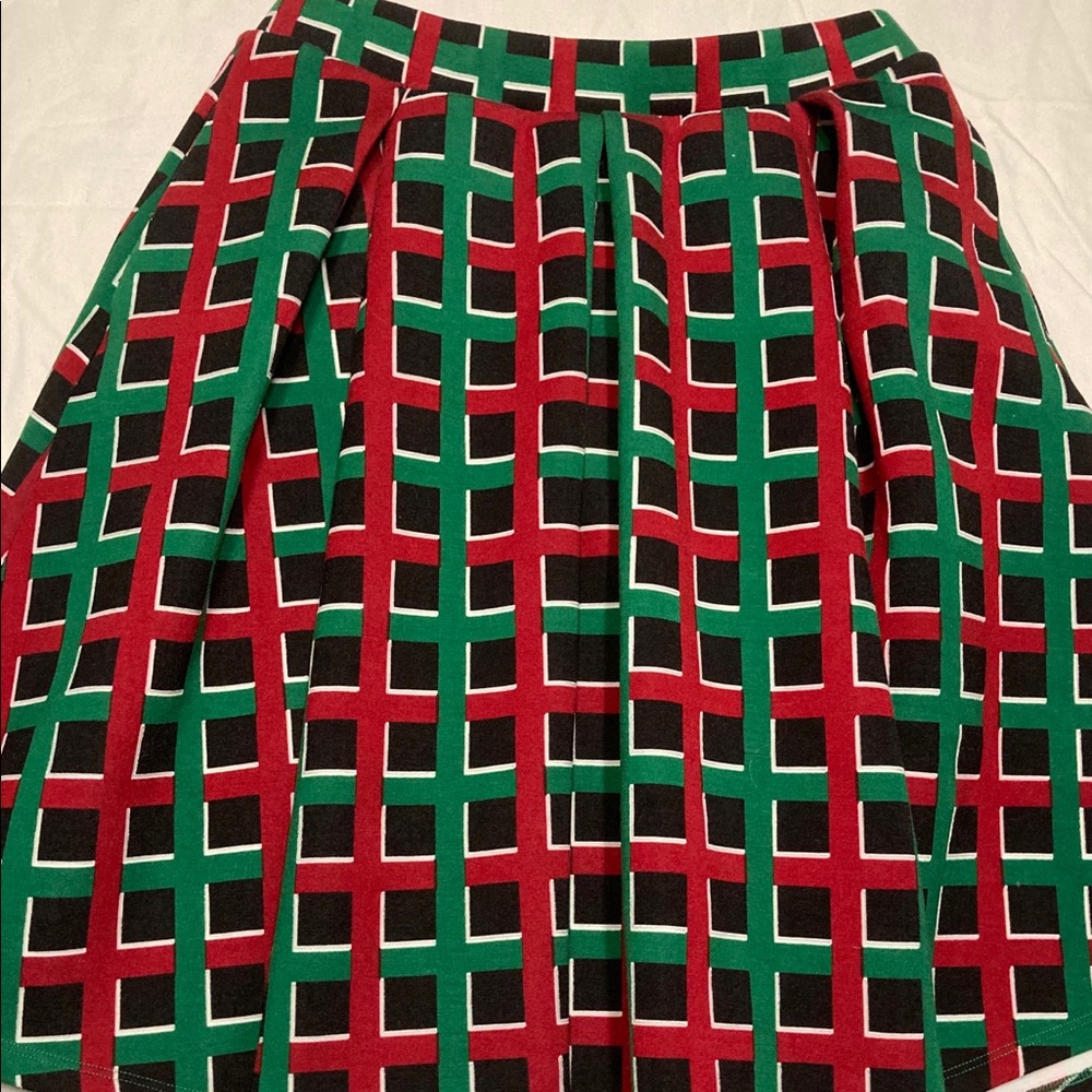 NWOT LuLaRoe Madison Skirt